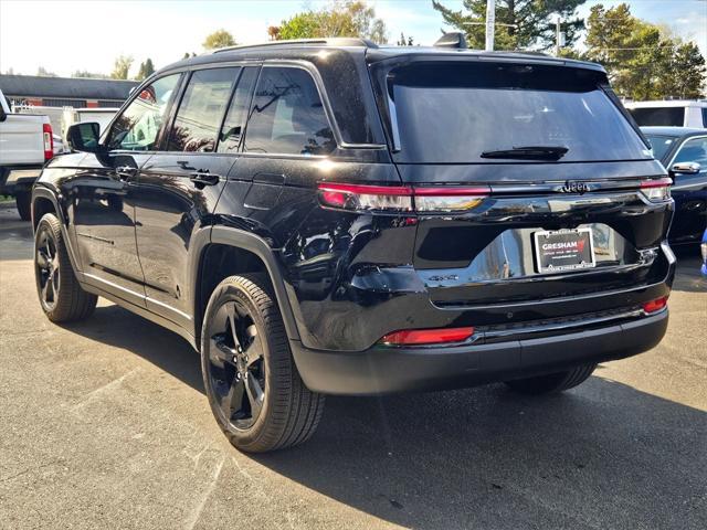 new 2024 Jeep Grand Cherokee car, priced at $48,455