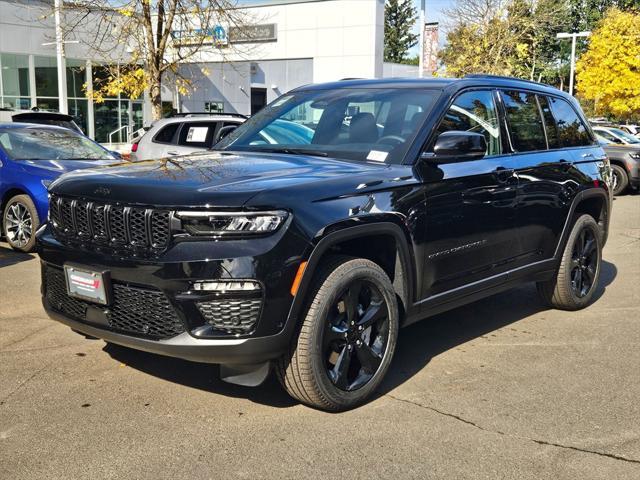 new 2024 Jeep Grand Cherokee car, priced at $48,455