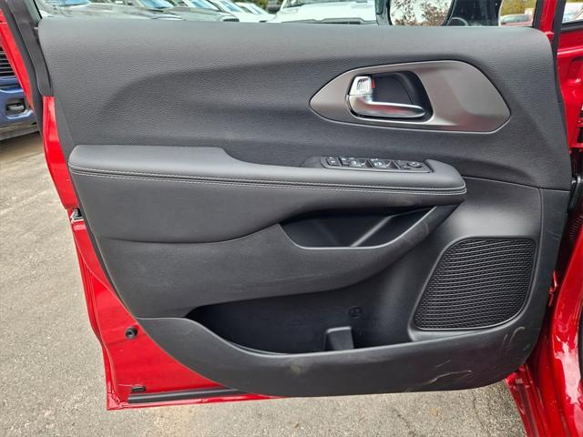 new 2025 Chrysler Voyager car, priced at $38,493