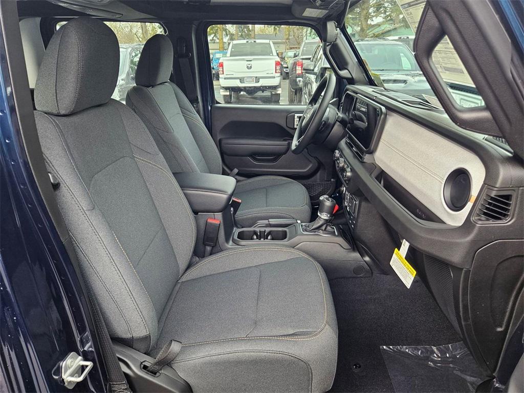 new 2025 Jeep Gladiator car, priced at $37,743