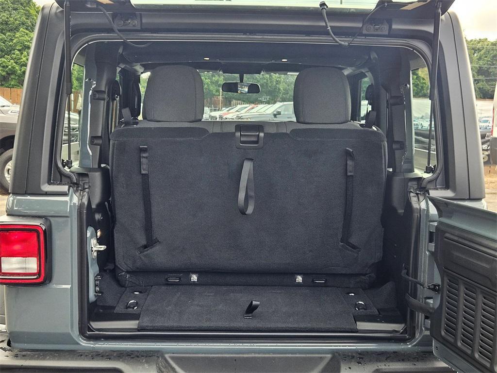 new 2025 Jeep Wrangler car, priced at $32,993