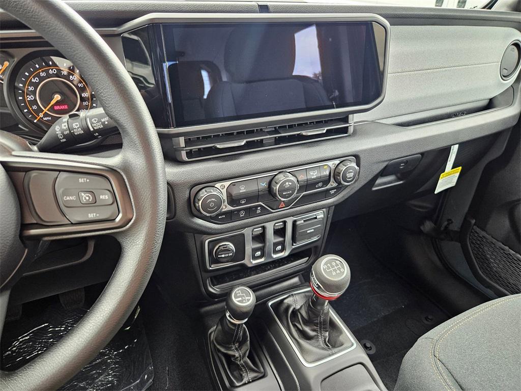 new 2025 Jeep Wrangler car, priced at $32,993
