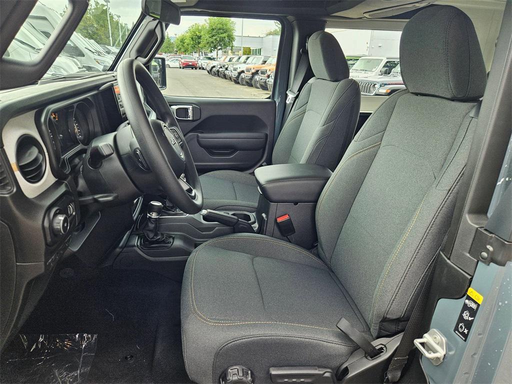 new 2025 Jeep Wrangler car, priced at $32,993
