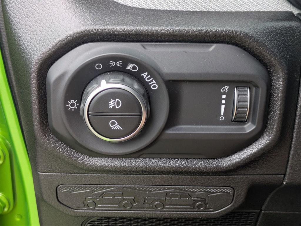 new 2025 Jeep Gladiator car, priced at $42,499