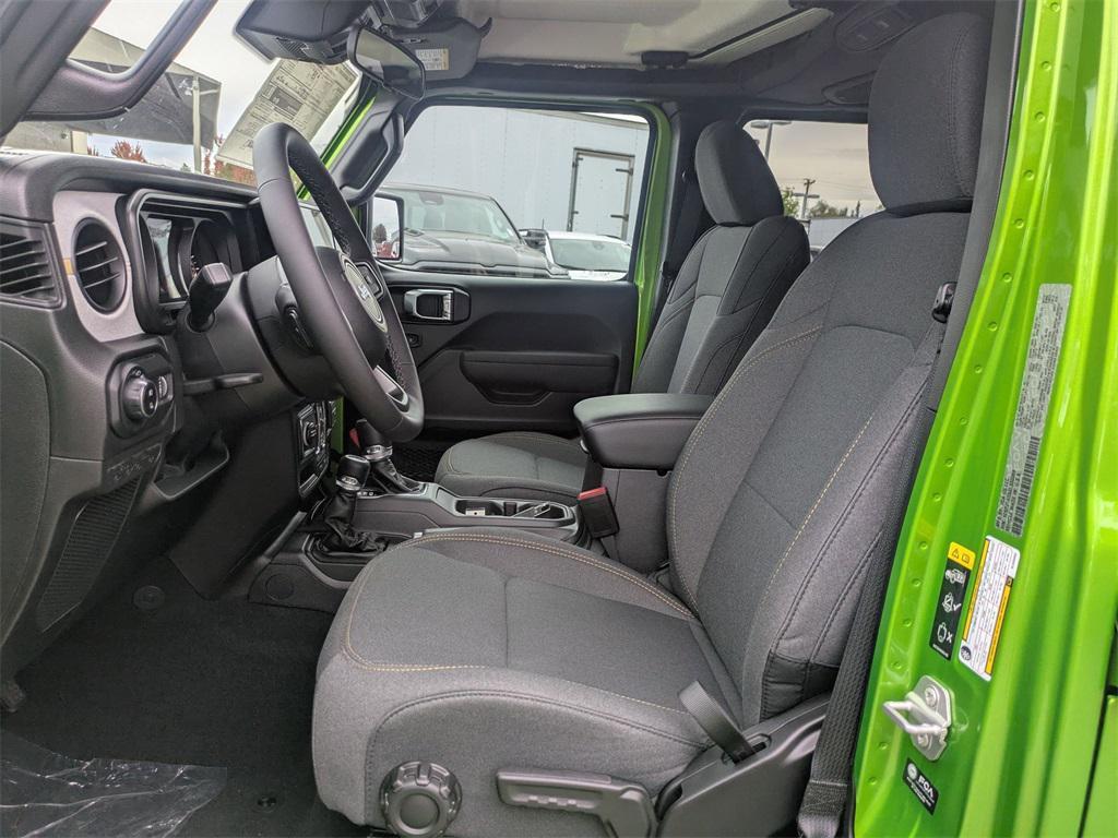 new 2025 Jeep Gladiator car, priced at $42,499