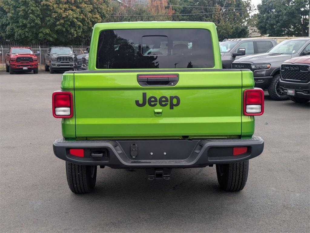 new 2025 Jeep Gladiator car, priced at $42,499