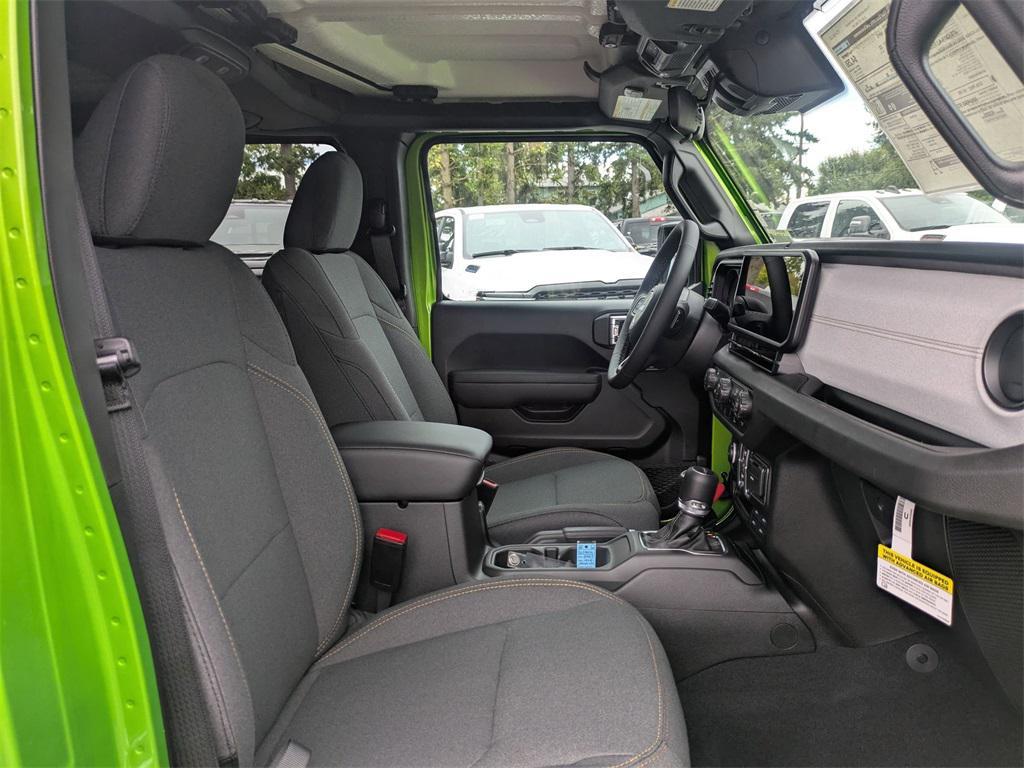 new 2025 Jeep Gladiator car, priced at $42,499
