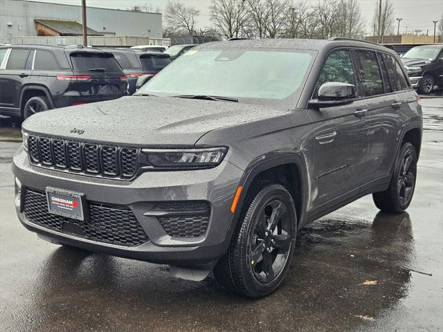 new 2025 Jeep Grand Cherokee car, priced at $40,993