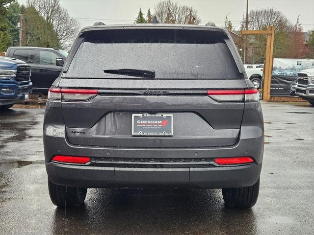 new 2025 Jeep Grand Cherokee car, priced at $40,993