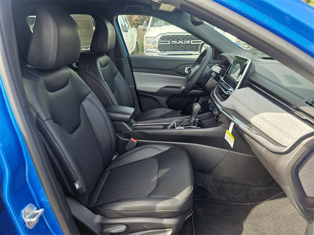 new 2025 Jeep Compass car, priced at $24,993