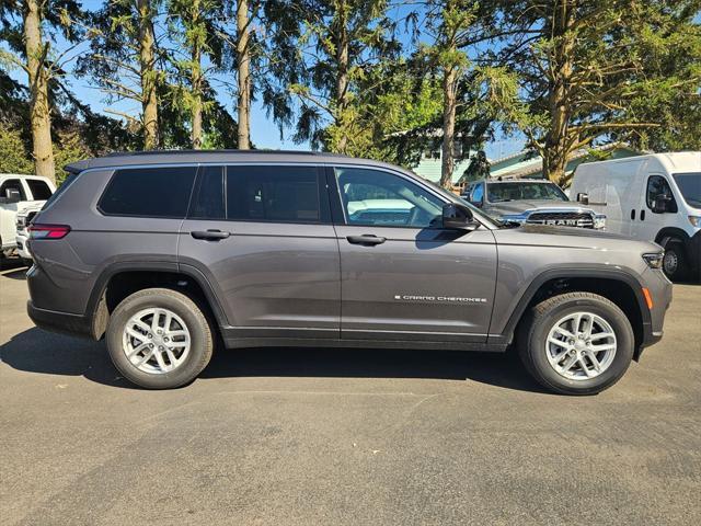 new 2024 Jeep Grand Cherokee L car, priced at $39,993