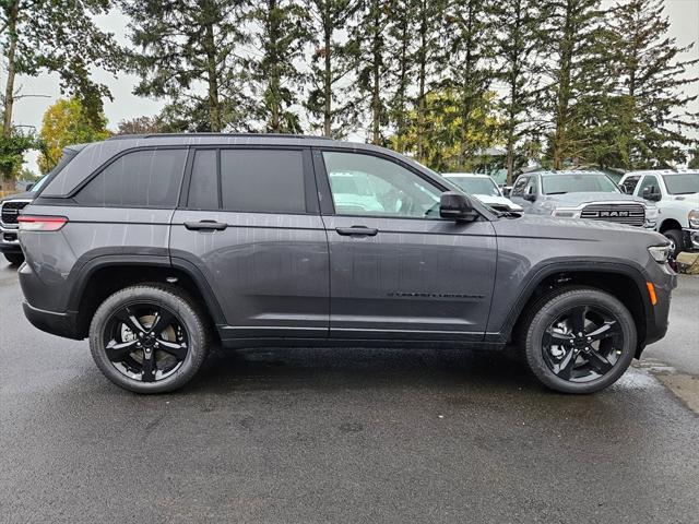 new 2025 Jeep Grand Cherokee car, priced at $47,993