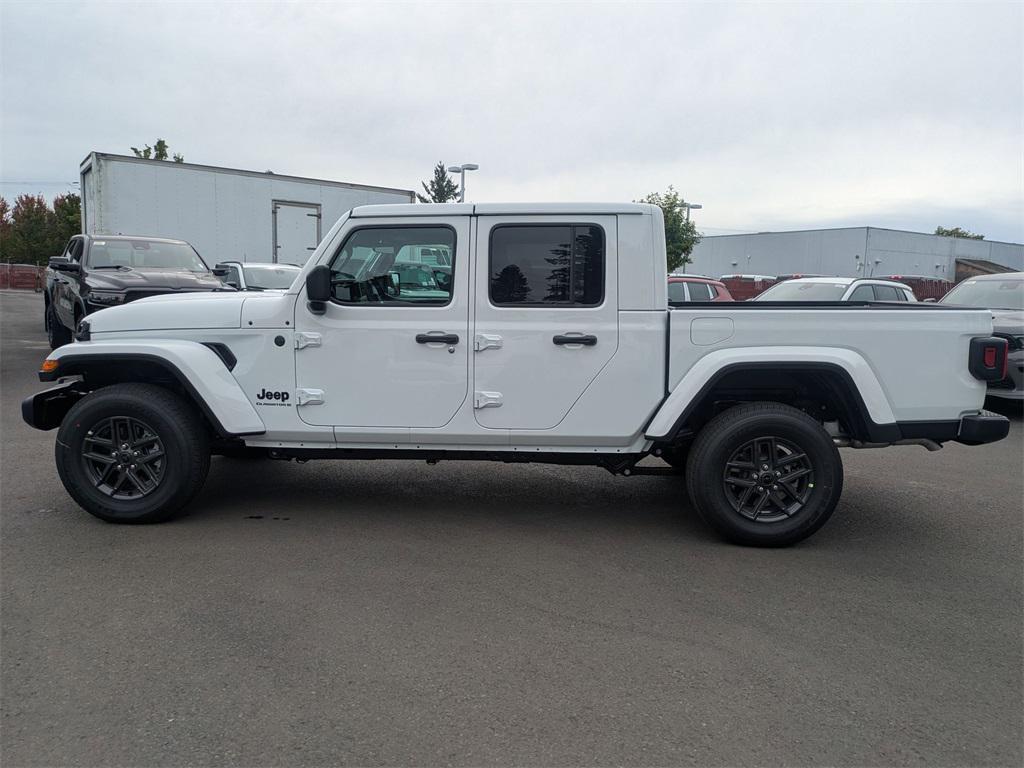 new 2025 Jeep Gladiator car, priced at $41,743