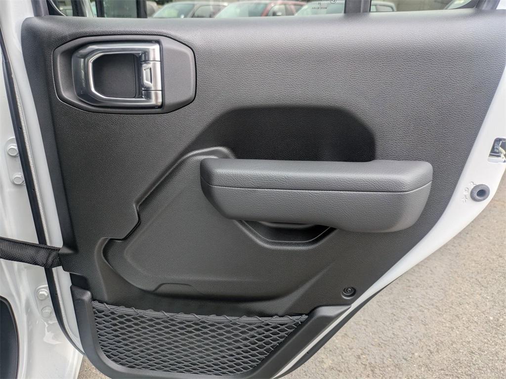 new 2025 Jeep Gladiator car, priced at $41,743