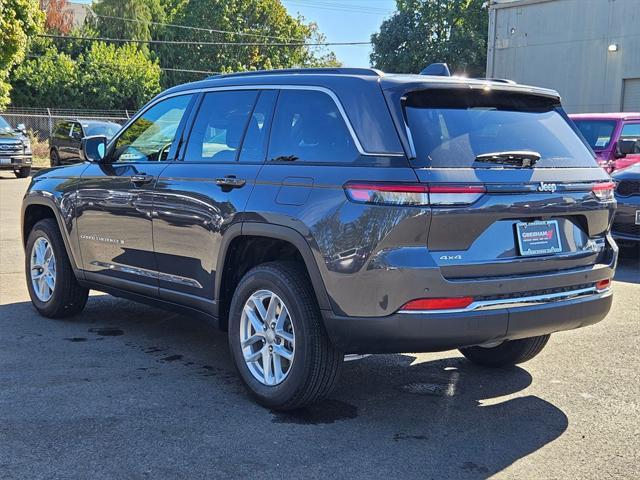 new 2025 Jeep Grand Cherokee car, priced at $39,993