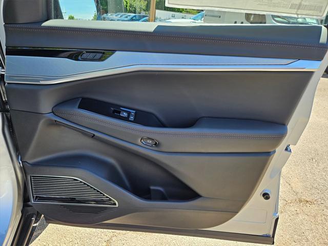 new 2025 Jeep Wagoneer S car, priced at $48,993