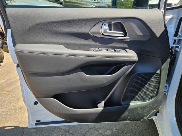 new 2025 Chrysler Voyager car, priced at $38,850