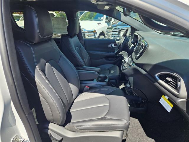 new 2025 Chrysler Voyager car, priced at $38,850