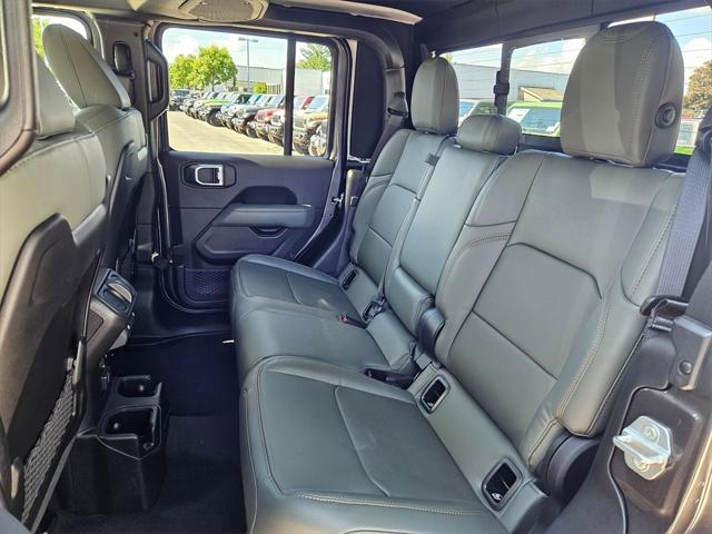 new 2025 Jeep Gladiator car, priced at $51,999