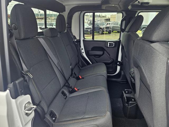 new 2025 Jeep Gladiator car, priced at $48,993