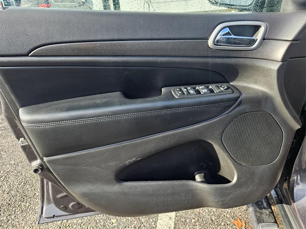 used 2018 Jeep Grand Cherokee car, priced at $21,493