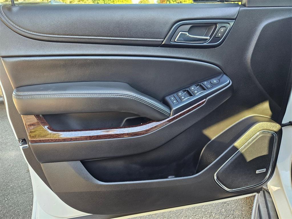 used 2015 GMC Yukon XL car, priced at $19,493