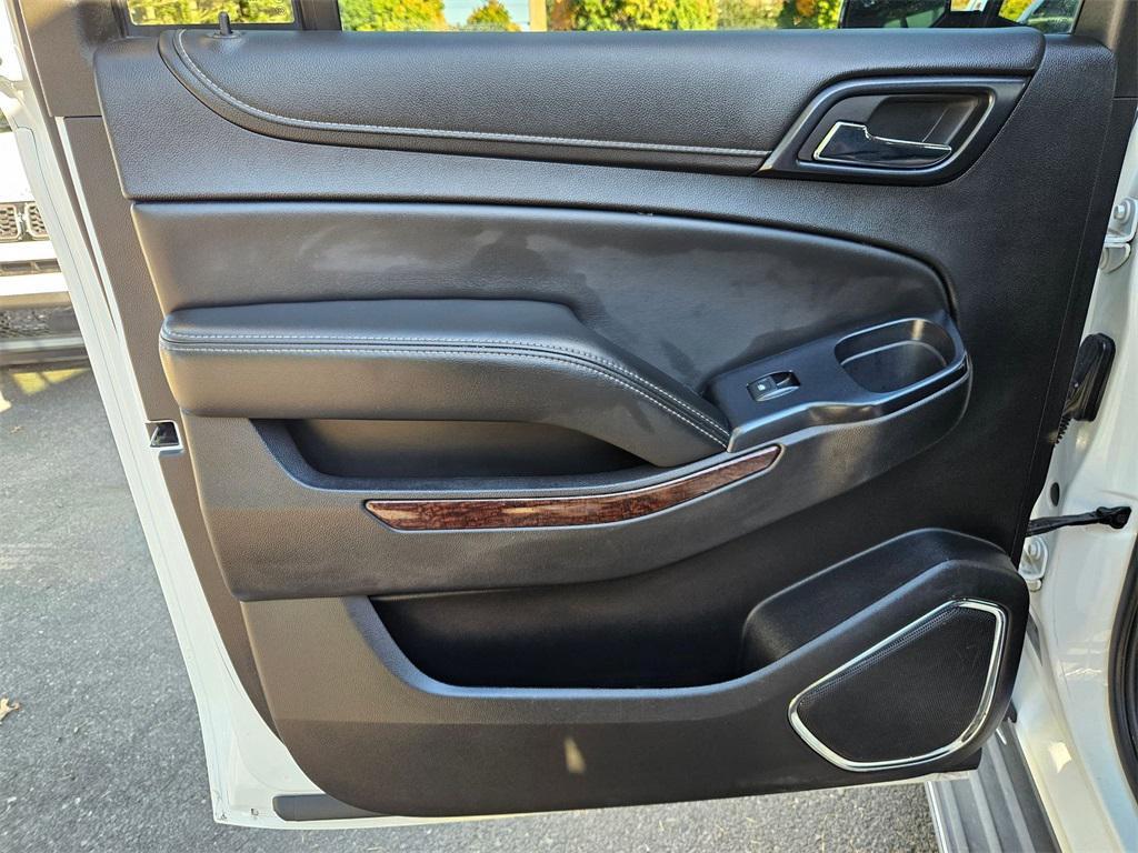 used 2015 GMC Yukon XL car, priced at $19,493