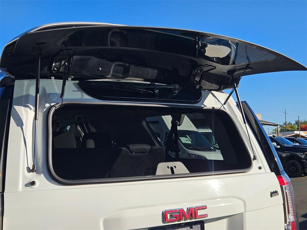 used 2015 GMC Yukon XL car, priced at $19,493