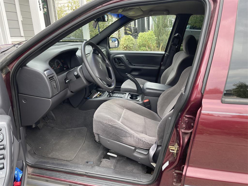 used 2001 Jeep Grand Cherokee car, priced at $5,993