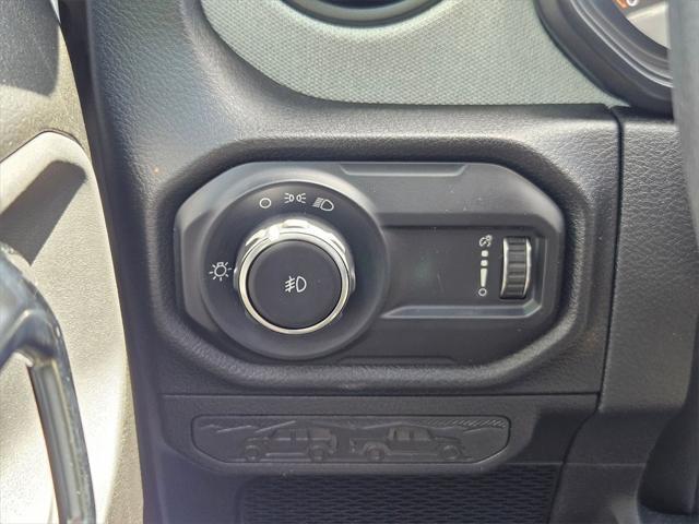 new 2025 Jeep Wrangler car, priced at $31,955