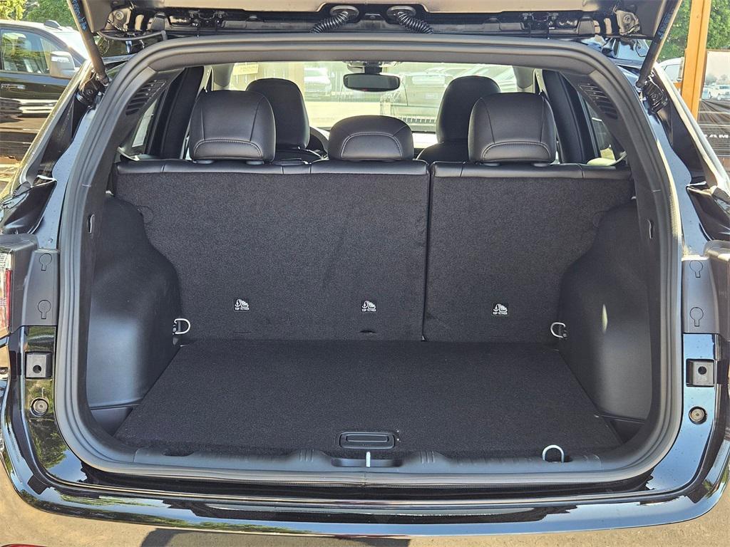 new 2025 Jeep Compass car, priced at $27,755