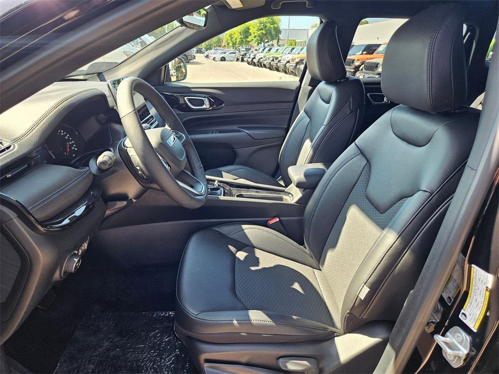 new 2025 Jeep Compass car, priced at $27,755