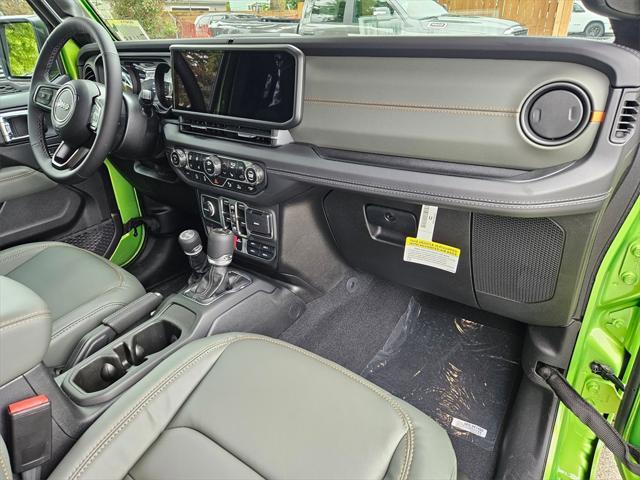new 2025 Jeep Gladiator car, priced at $52,743