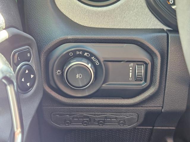 new 2025 Jeep Wrangler car, priced at $41,493
