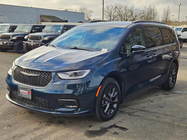 used 2021 Chrysler Pacifica car, priced at $29,990