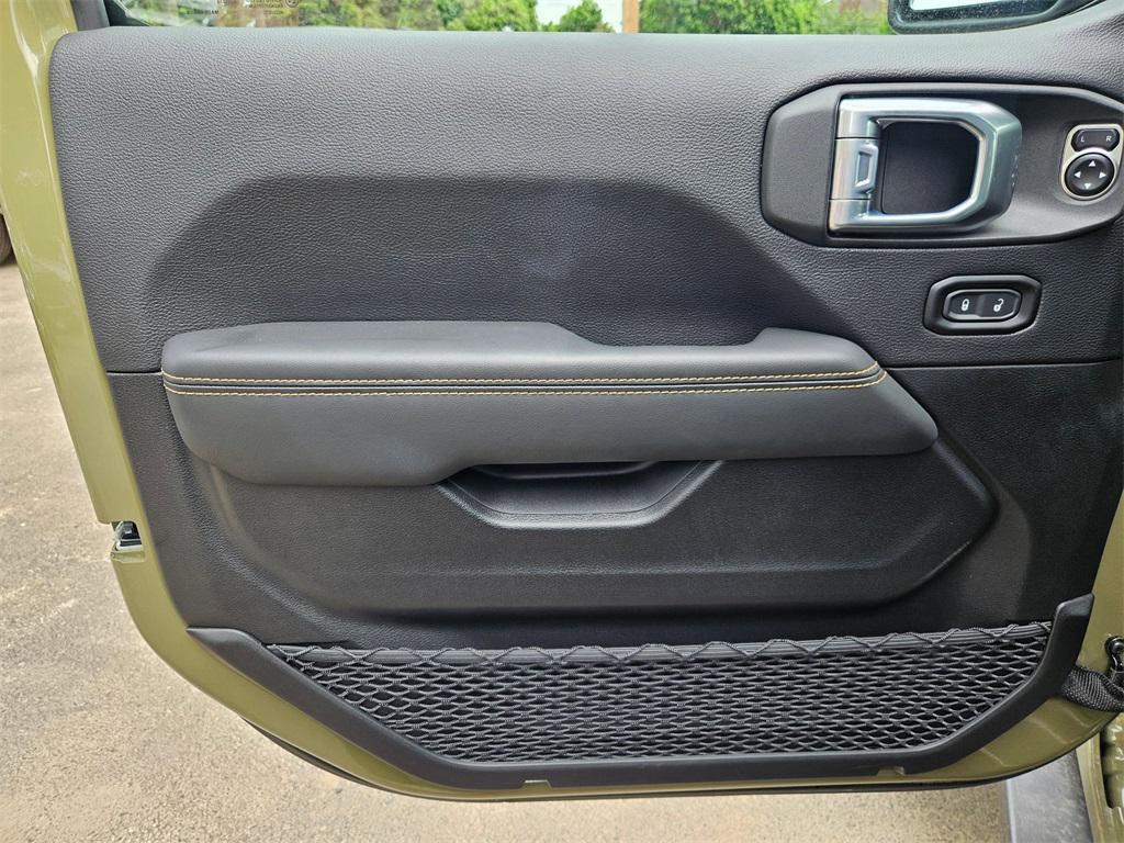 new 2025 Jeep Wrangler car, priced at $98,993