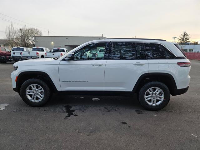 new 2025 Jeep Grand Cherokee car, priced at $35,493