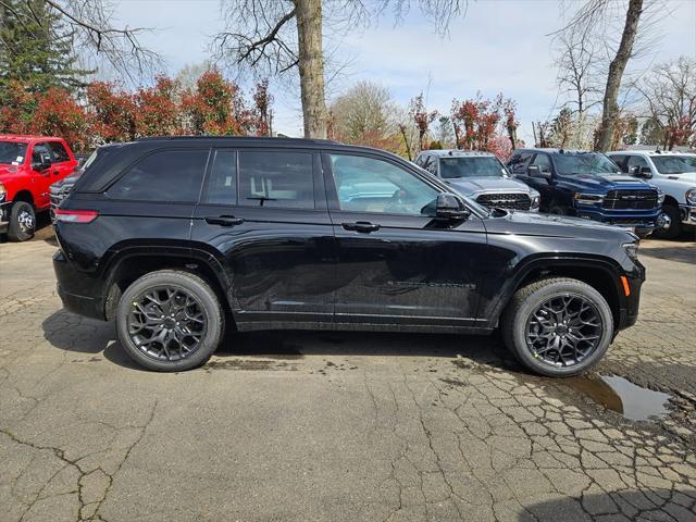 new 2025 Jeep Grand Cherokee car, priced at $59,993