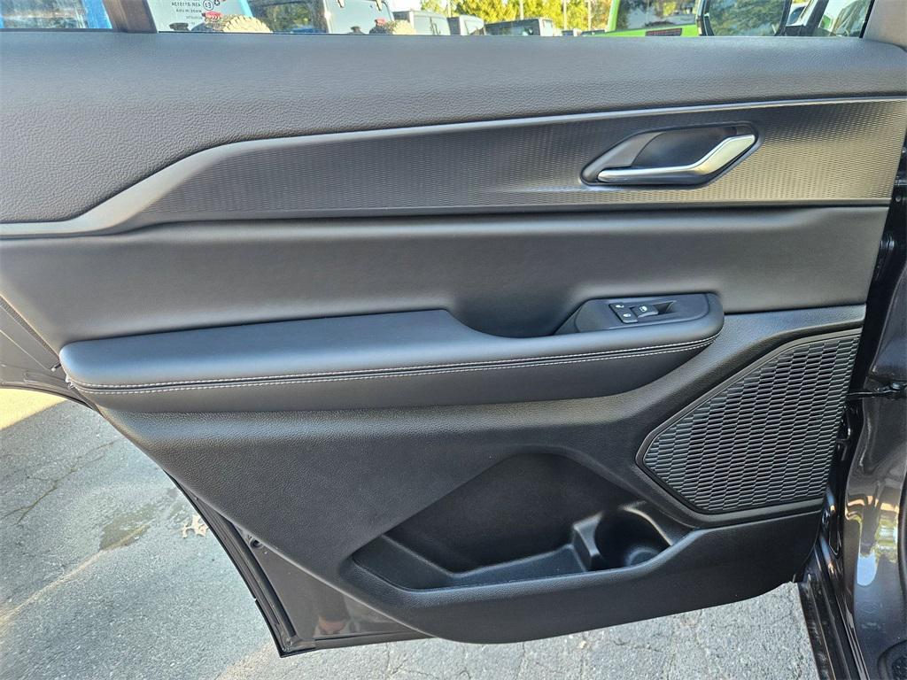 new 2025 Jeep Grand Cherokee L car, priced at $41,493