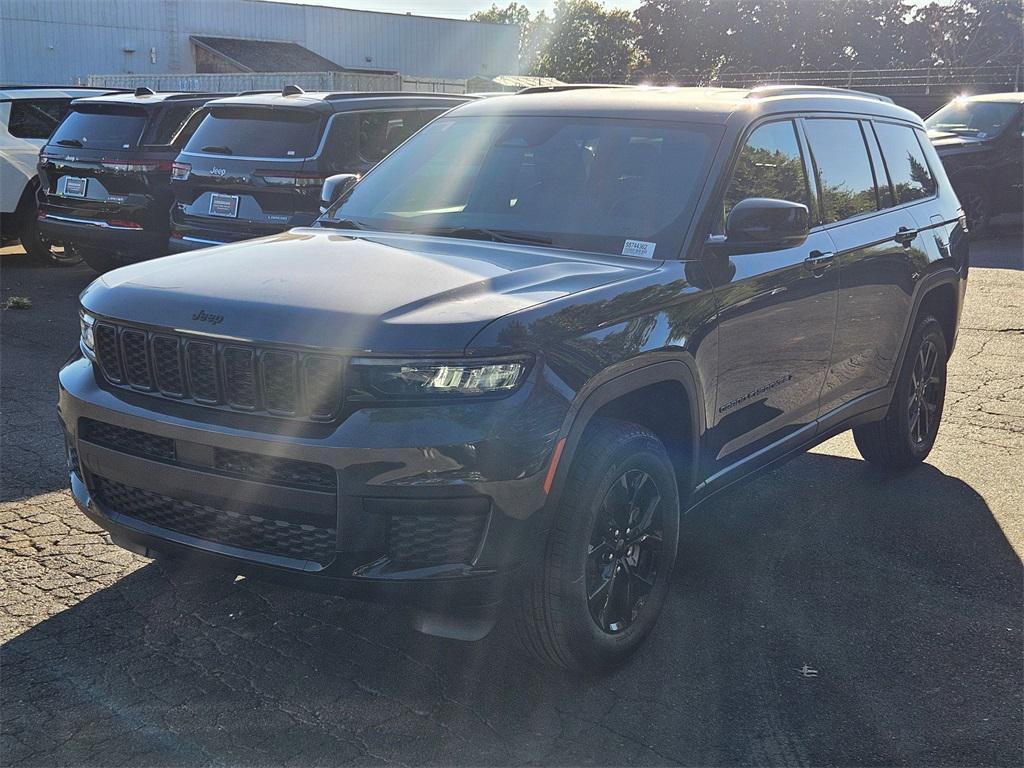 new 2025 Jeep Grand Cherokee L car, priced at $41,493