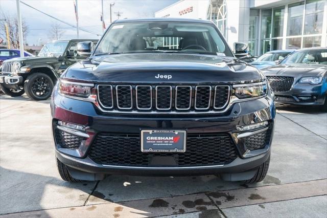 new 2024 Jeep Grand Cherokee car, priced at $39,993