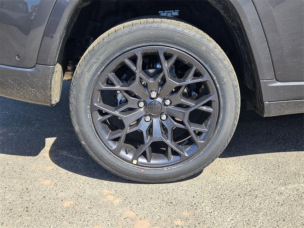 new 2025 Jeep Grand Cherokee car, priced at $57,993