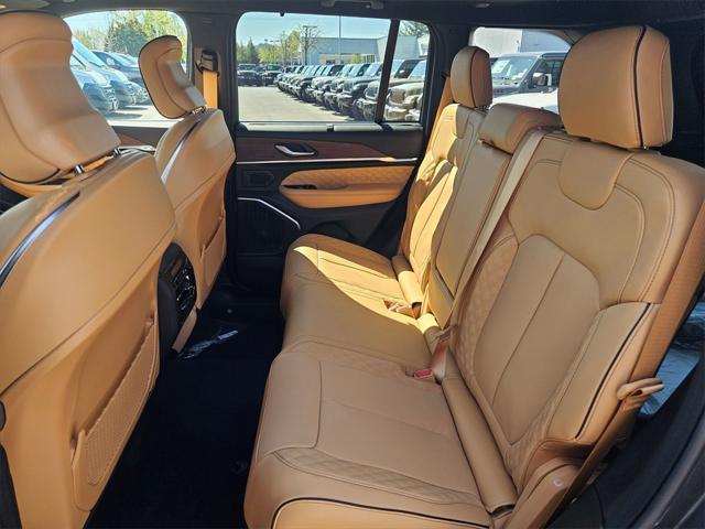 new 2025 Jeep Grand Cherokee car, priced at $59,493