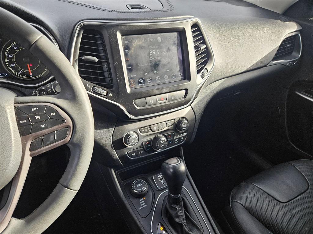 used 2021 Jeep Cherokee car, priced at $22,993