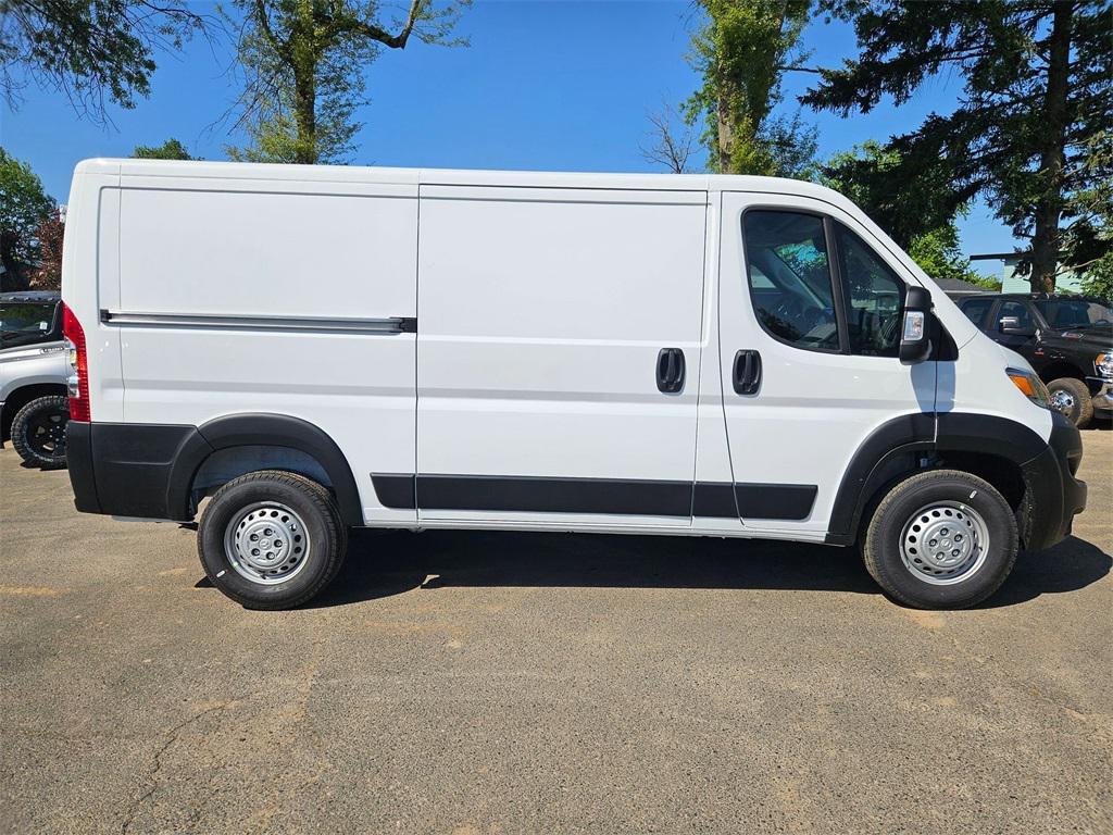 new 2025 Ram ProMaster 2500 car, priced at $43,493
