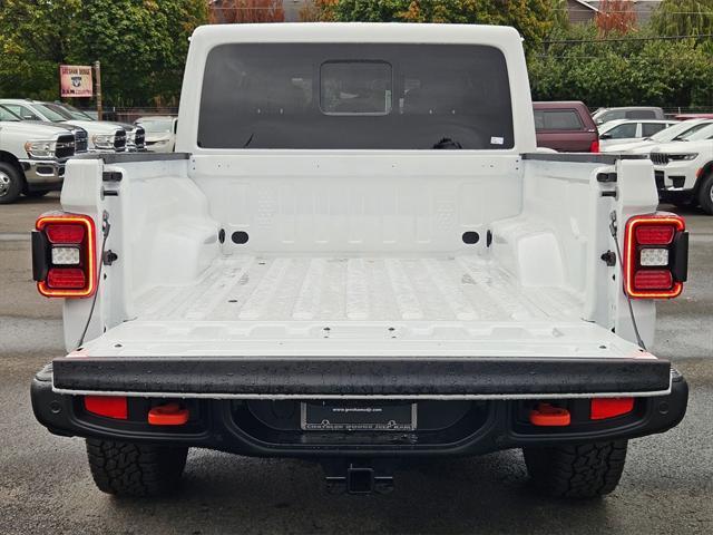 new 2024 Jeep Gladiator car, priced at $53,998