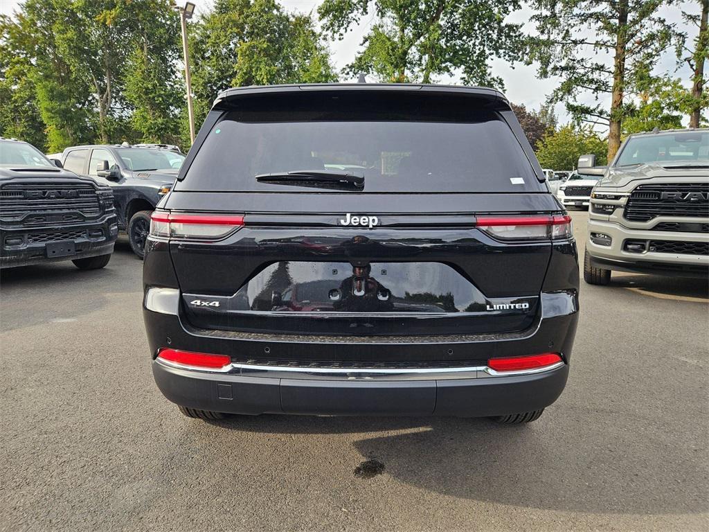 new 2025 Jeep Grand Cherokee car, priced at $39,243