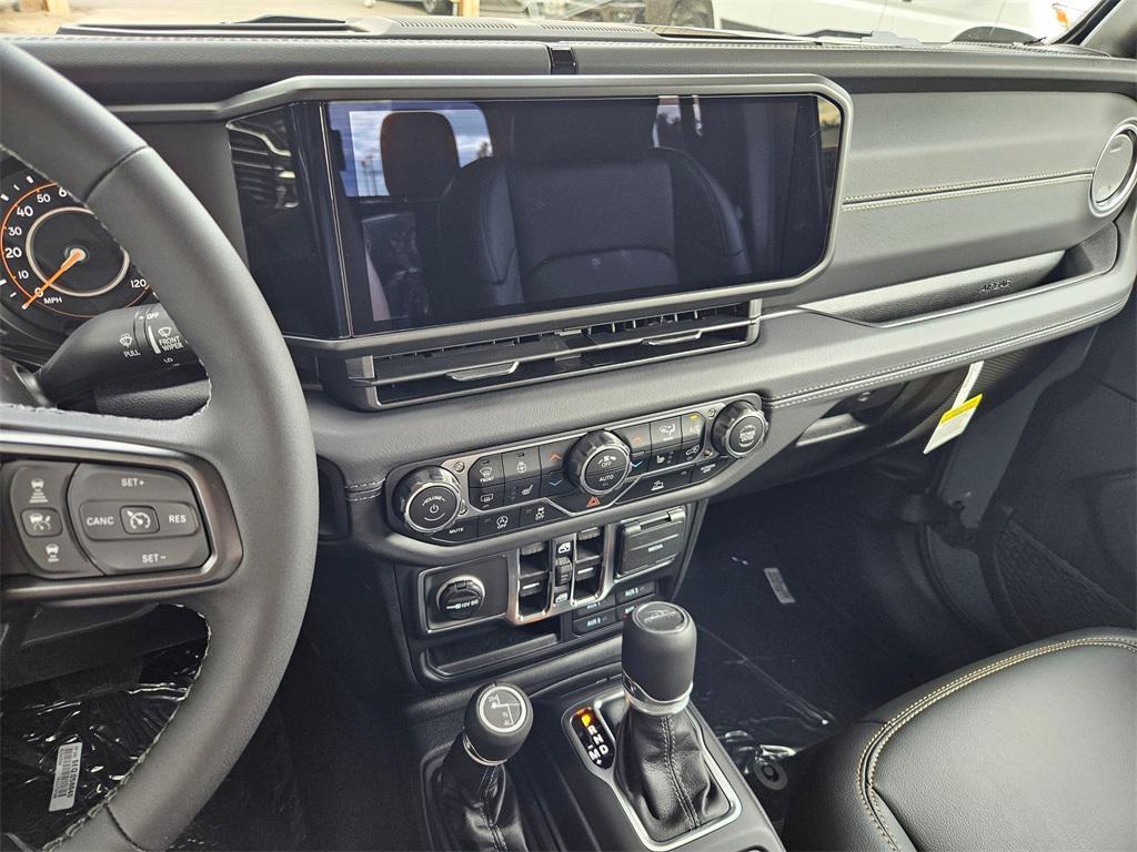 new 2025 Jeep Gladiator car, priced at $43,993
