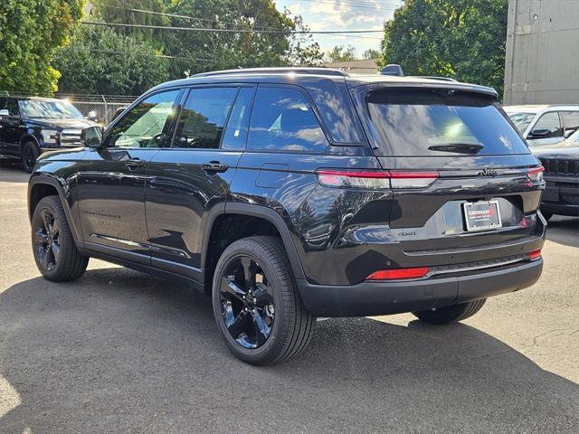 new 2024 Jeep Grand Cherokee car, priced at $47,960