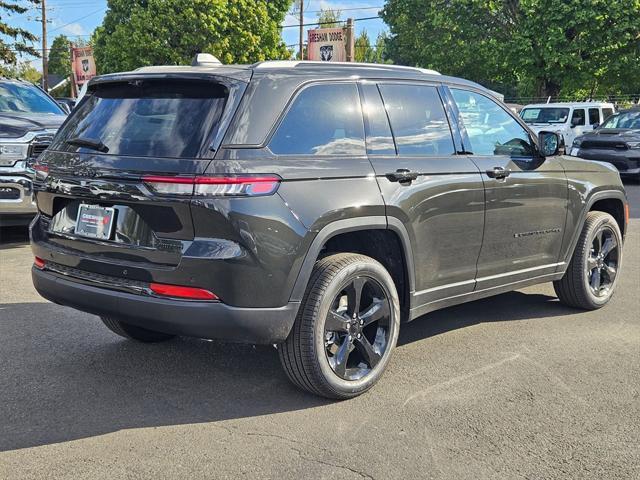 new 2024 Jeep Grand Cherokee car, priced at $47,960